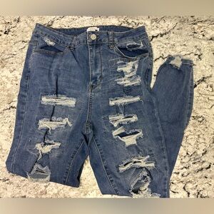 Forever 21 super distressed jeans